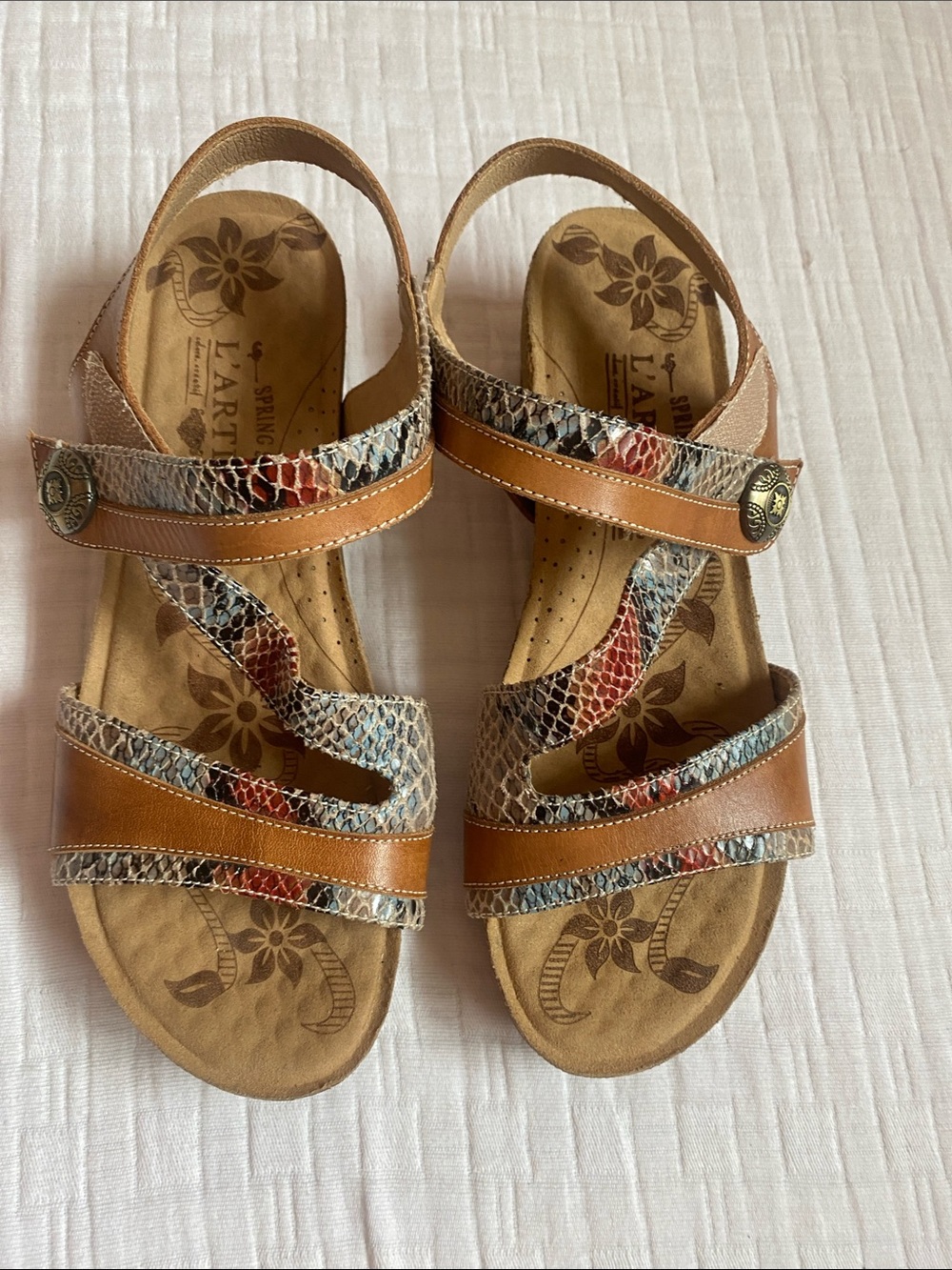 L'ATISTE Brown Leather Sandals with Multicolor Snakeskin Straps